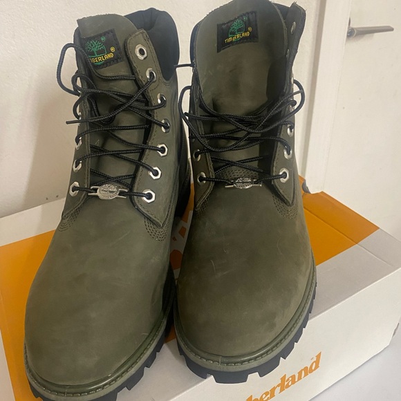Men’s Timberland Boots - Picture 5 of 10